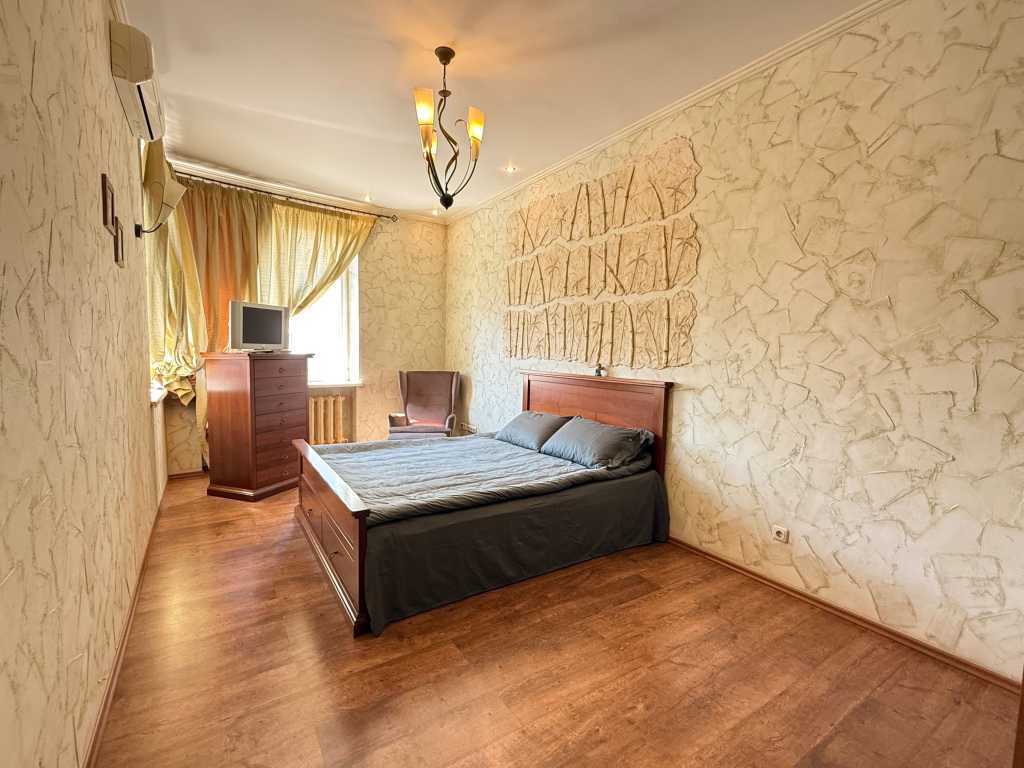 Продажа 2-комнатной квартиры 76.1 м², Урловская ул., 4А