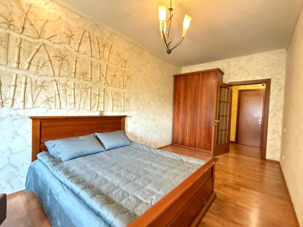 Продажа 2-комнатной квартиры 76.1 м², Урловская ул., 4А