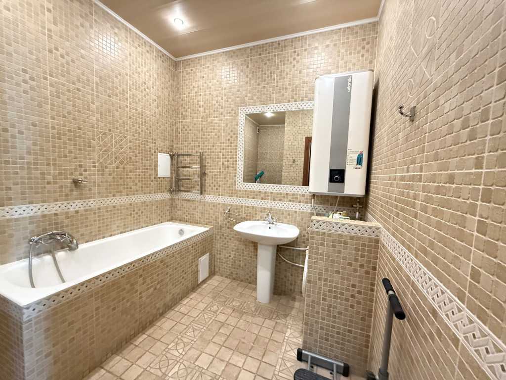 Продажа 2-комнатной квартиры 76.1 м², Урловская ул., 4А