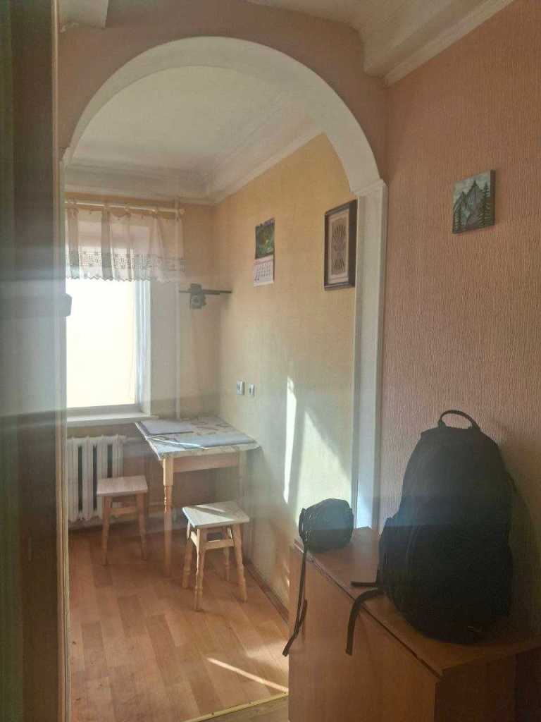 Продаж 2-кімнатної квартири 45 м², Братиславська вул., 18