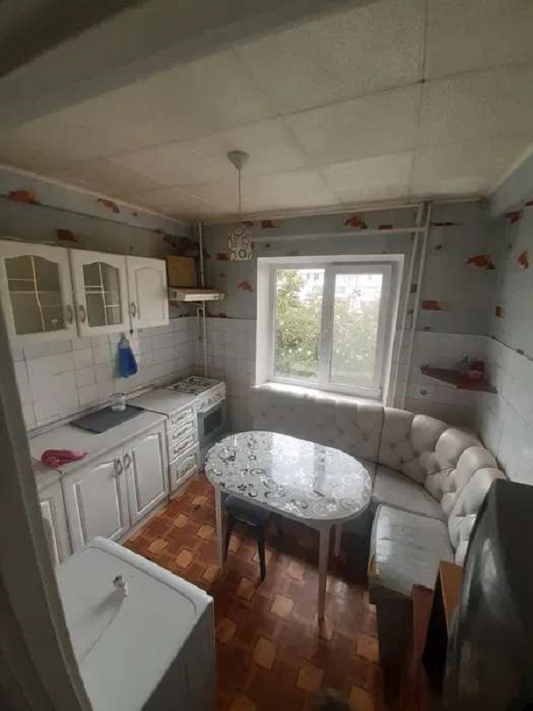 Продаж 2-кімнатної квартири 56 м², Березняківська вул., 14