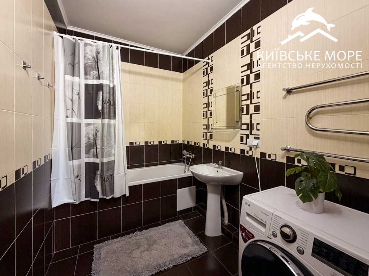 Продажа 2-комнатной квартиры 76 м², Воскресенская ул., 14Д
