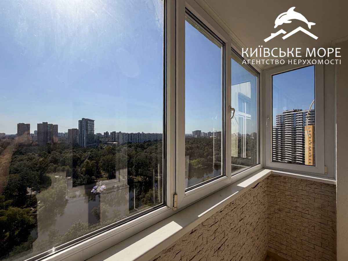 Продажа 2-комнатной квартиры 76 м², Воскресенская ул., 14Д