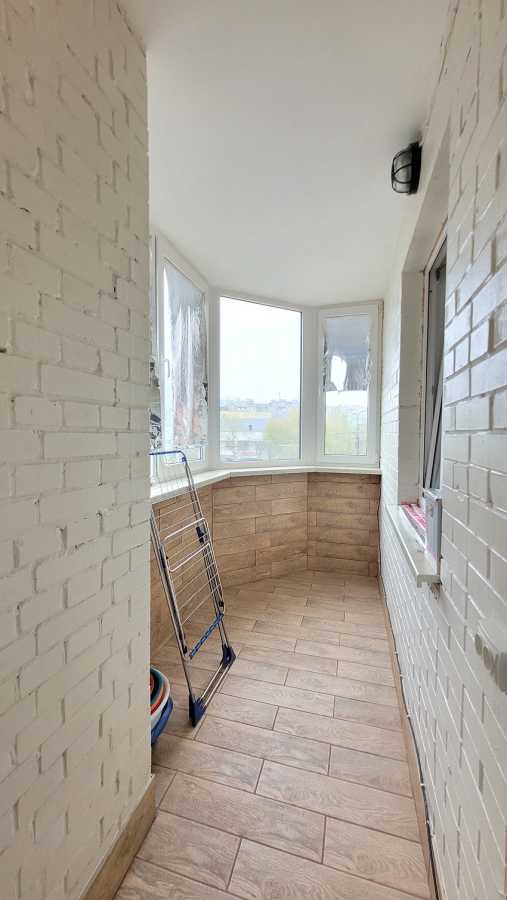 Продажа 3-комнатной квартиры 91 м², Анны Ахматовой ул., 3