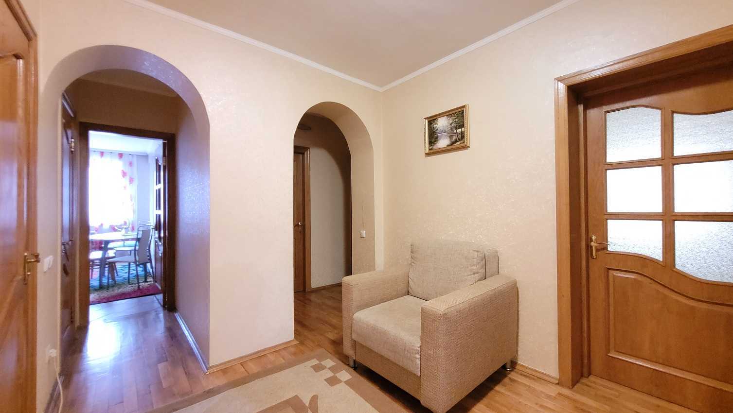 Продажа 3-комнатной квартиры 91 м², Анны Ахматовой ул., 3