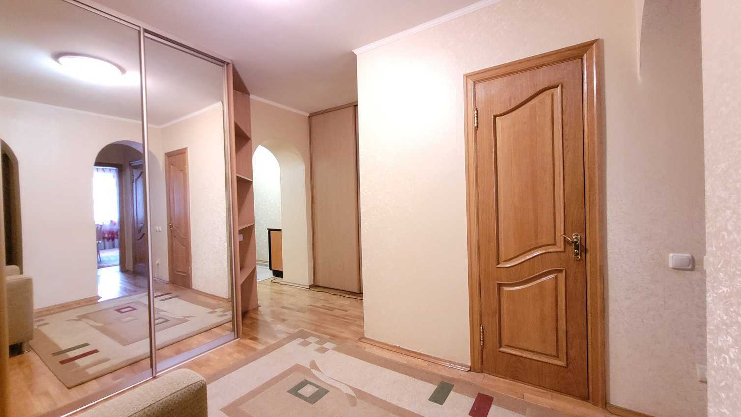 Продажа 3-комнатной квартиры 91 м², Анны Ахматовой ул., 3