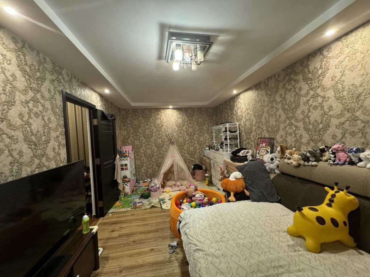 Продаж 2-кімнатної квартири 42.6 м², Тополь 2 вул., 3