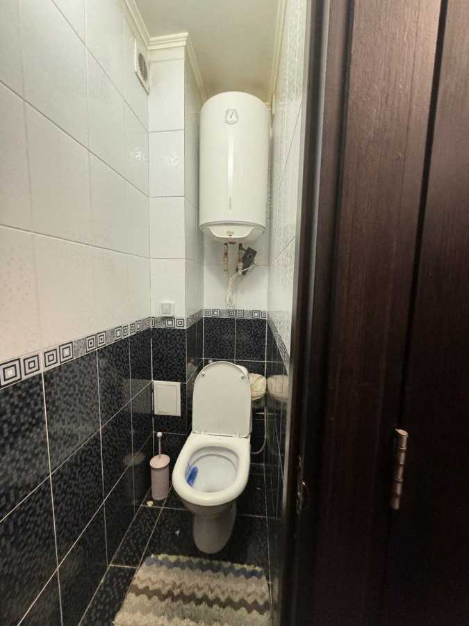 Продаж 2-кімнатної квартири 42.6 м², Тополь 2 вул., 3