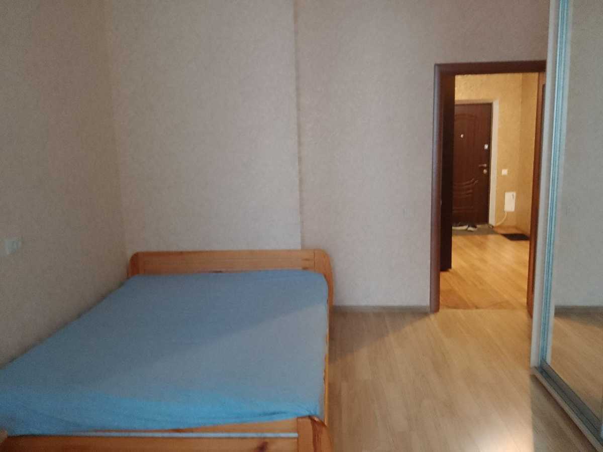 Продаж 2-кімнатної квартири 61 м², Олевська вул., 5
