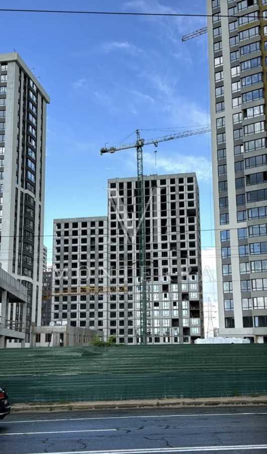 Продажа 1-комнатной квартиры 44 м², Александра Олеся ул., 10/7