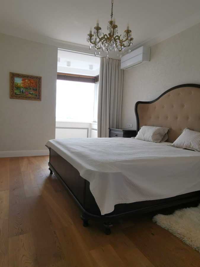 Аренда 3-комнатной квартиры 97 м², Леси Украинки бул., 7А