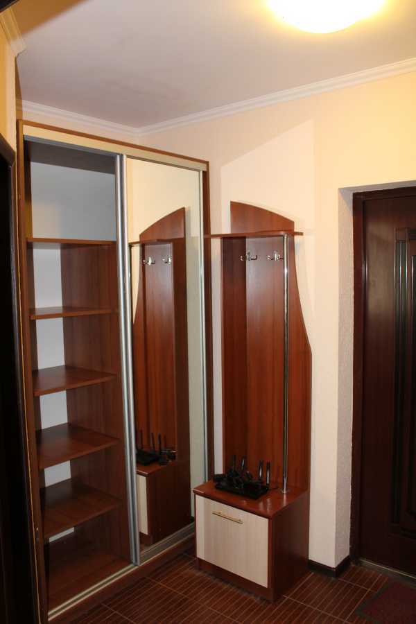 Оренда 1-кімнатної квартири 42 м², Миру вул., 40