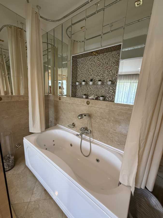 Аренда 2-комнатной квартиры 53 м², Богдана Хмельницкого ул., 68