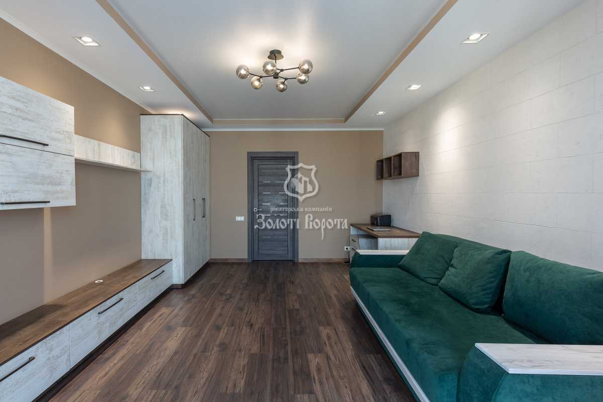Продажа 2-комнатной квартиры 70.6 м², Михаила Донца ул., Драгоманова, 2