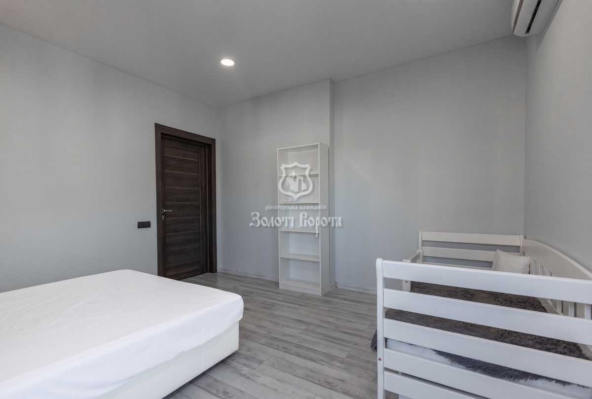 Продажа 2-комнатной квартиры 70.6 м², Михаила Донца ул., Драгоманова, 2