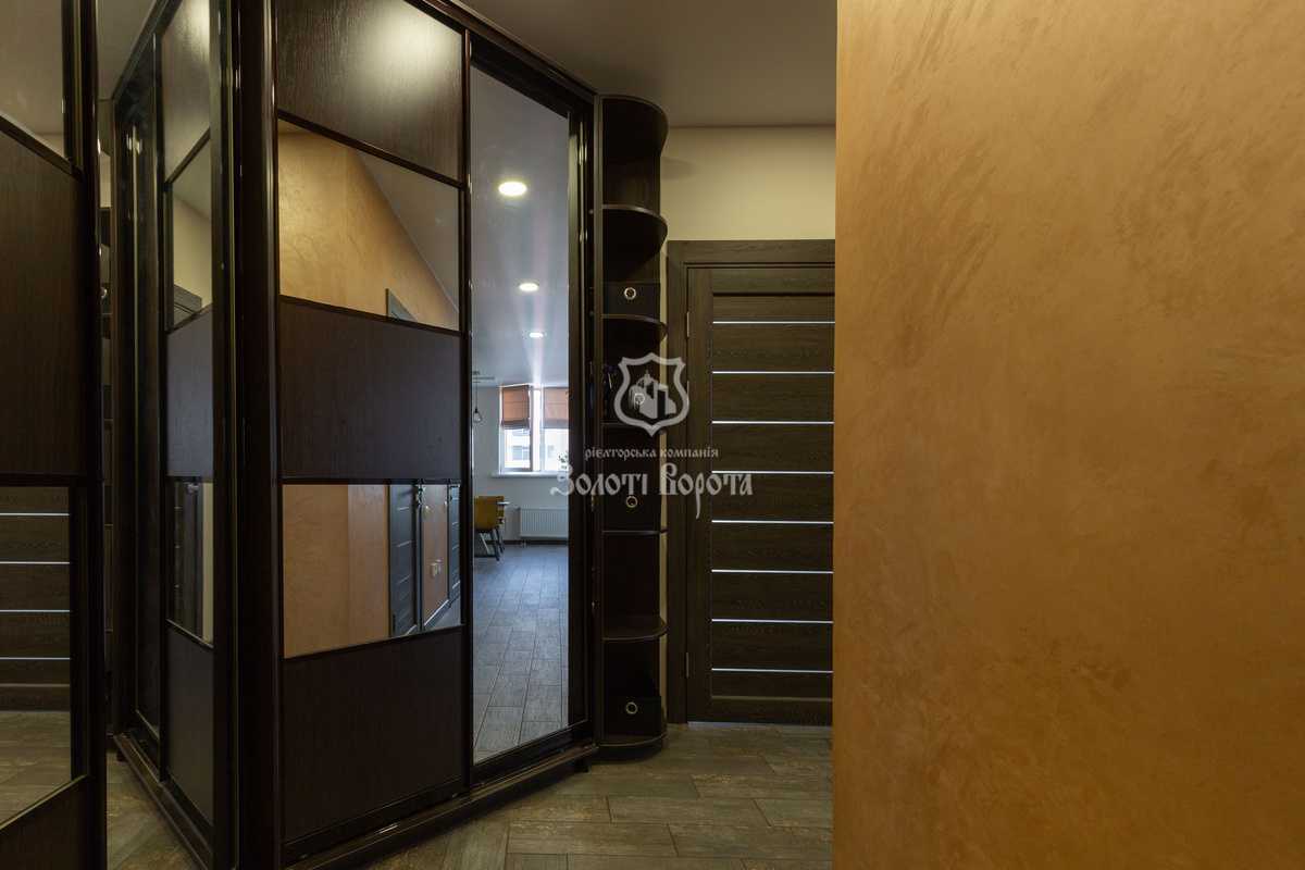 Продажа 2-комнатной квартиры 70.6 м², Михаила Донца ул., Драгоманова, 2