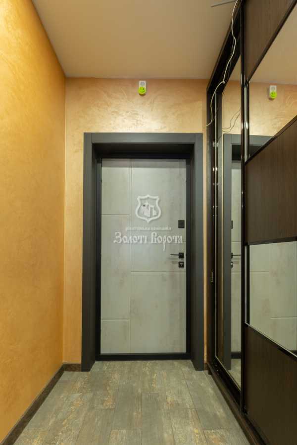 Продажа 2-комнатной квартиры 70.6 м², Михаила Донца ул., Драгоманова, 2