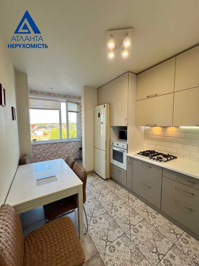 Продаж 1-кімнатної квартири 41 м², Східна, 34А