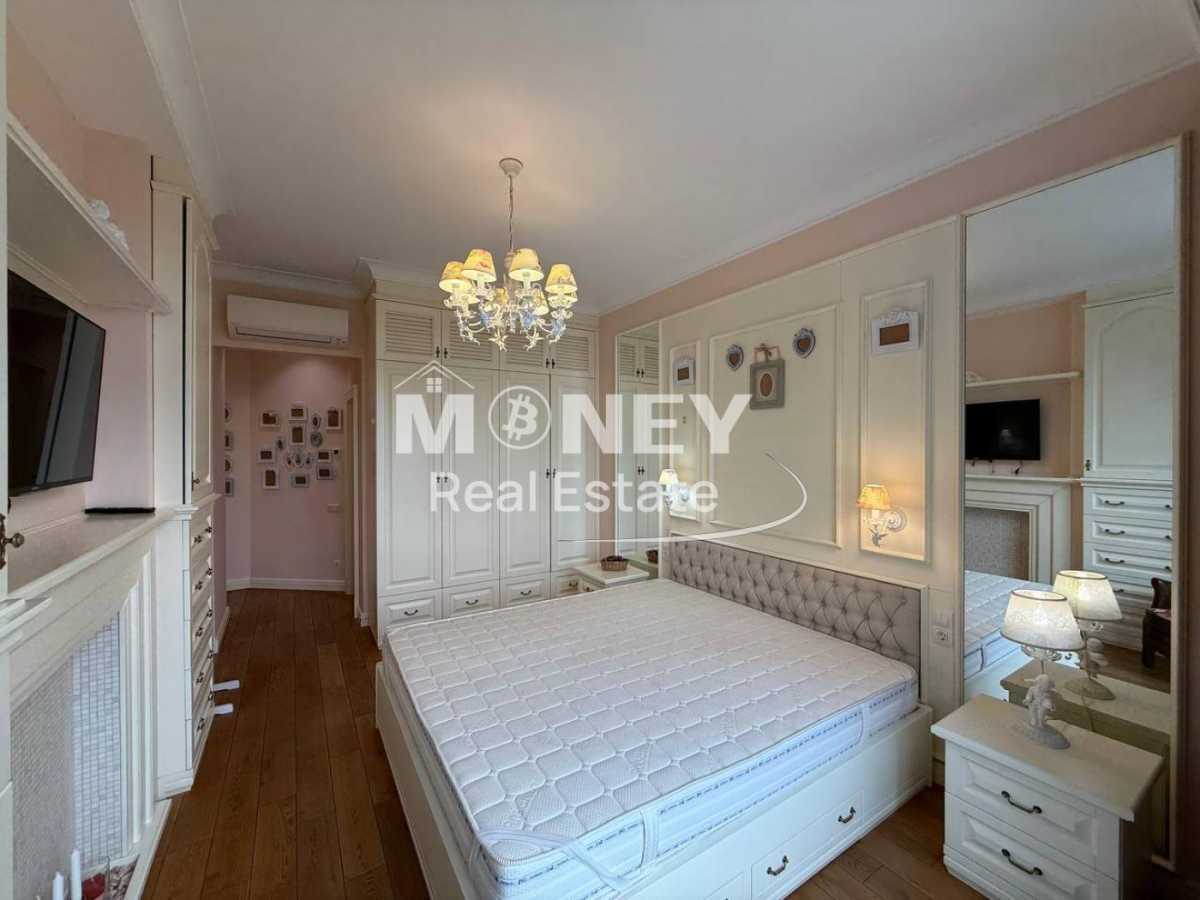 Аренда 3-комнатной квартиры 122 м², Зверинецкая ул., 47