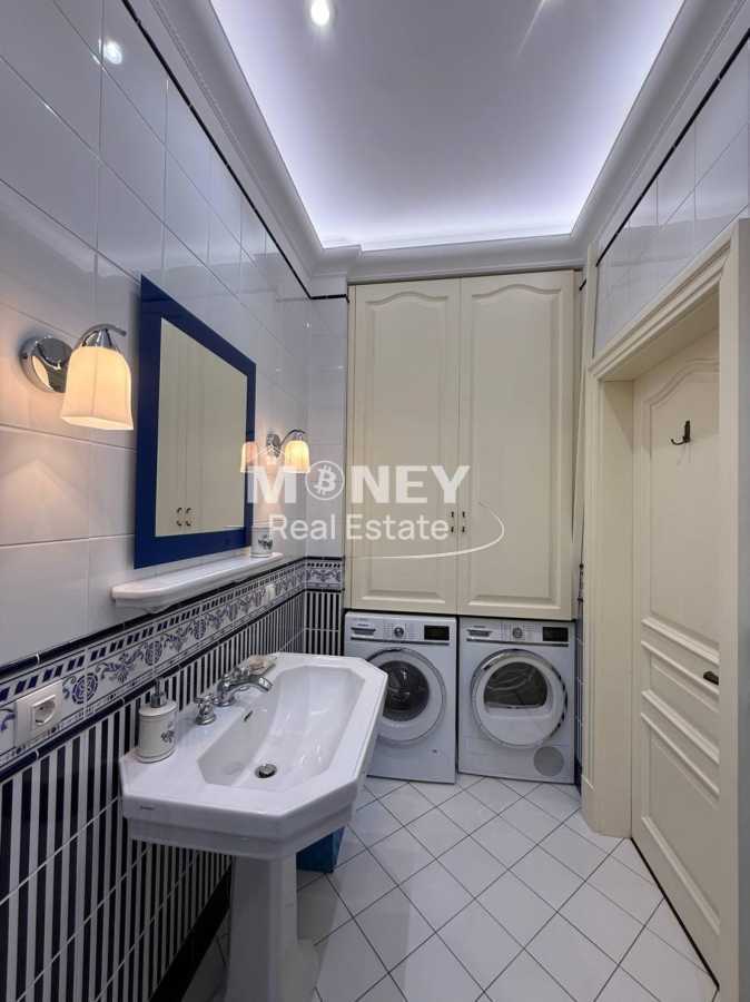 Аренда 3-комнатной квартиры 122 м², Зверинецкая ул., 47