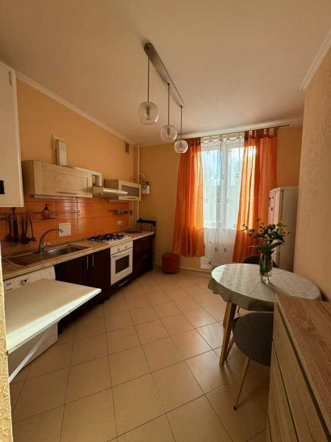 Аренда 1-комнатной квартиры 47 м², Александра Довженко ул., 2
