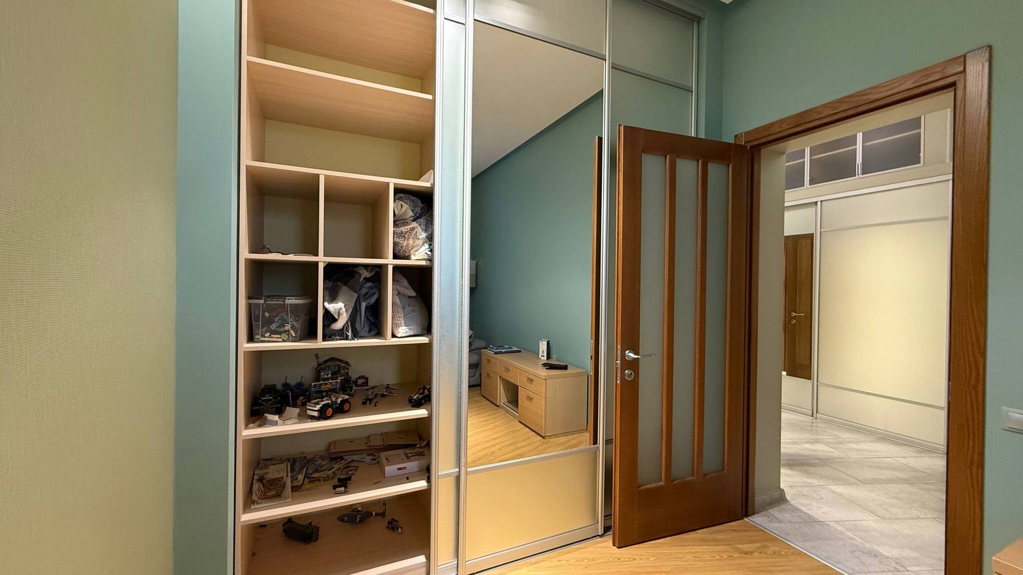Аренда 3-комнатной квартиры 110 м², Алексеевская ул.