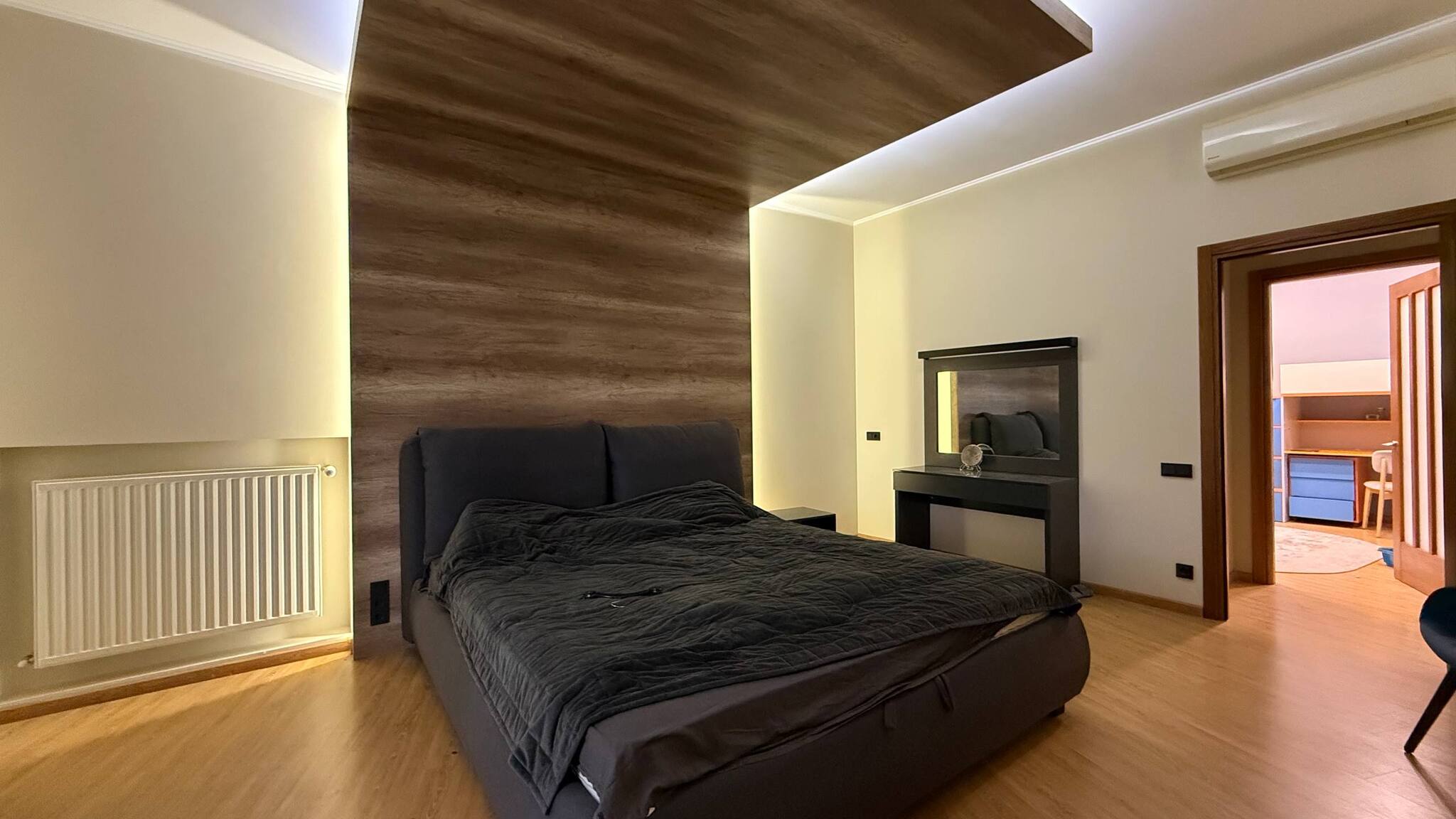 Аренда 3-комнатной квартиры 110 м², Алексеевская ул.