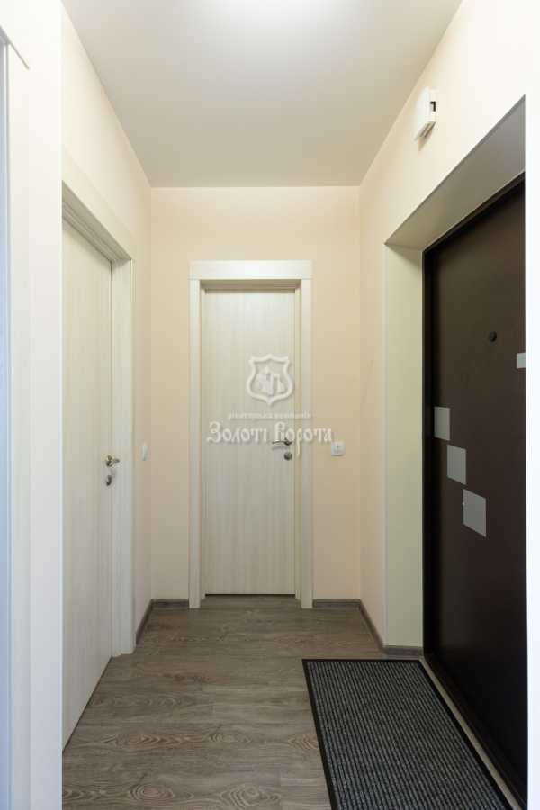 Продажа 1-комнатной квартиры 43.8 м², Комбинатная ул., 25