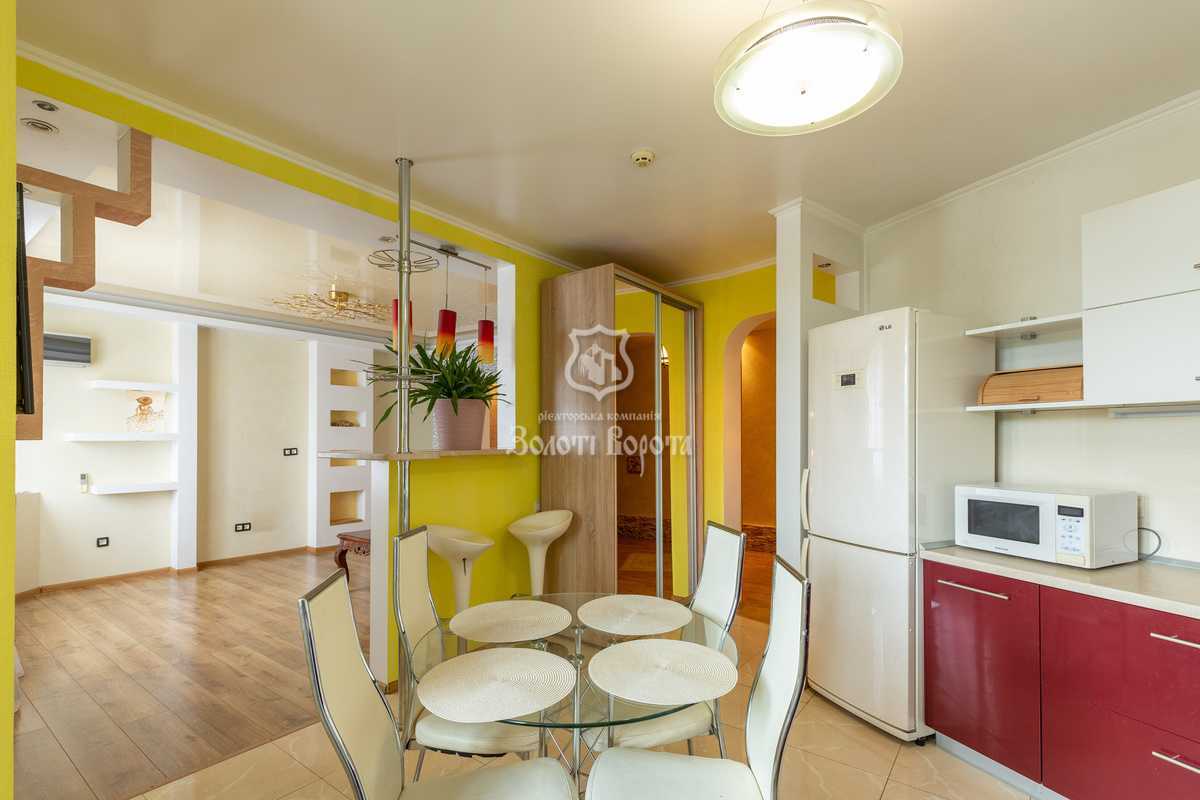 Продаж 2-кімнатної квартири 86.3 м², Сімї Стешенків, 7