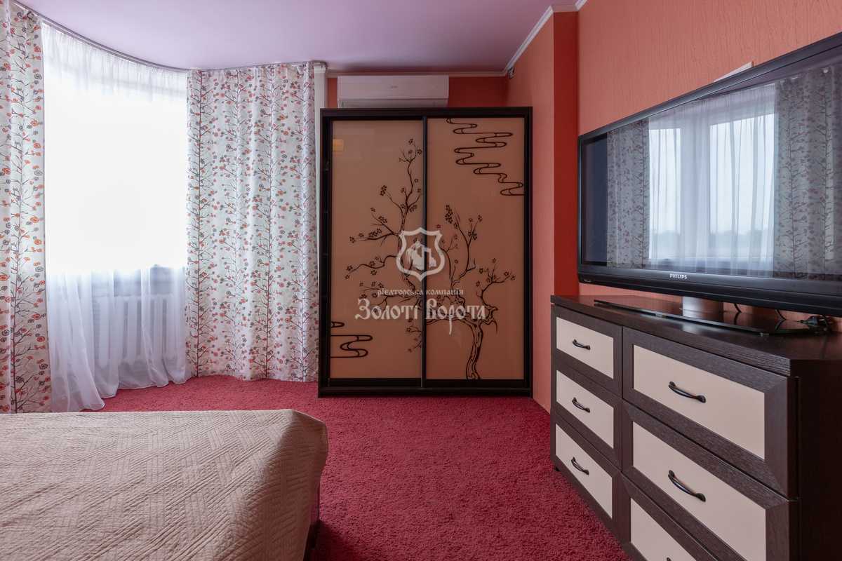 Продаж 2-кімнатної квартири 86.3 м², Сімї Стешенків, 7