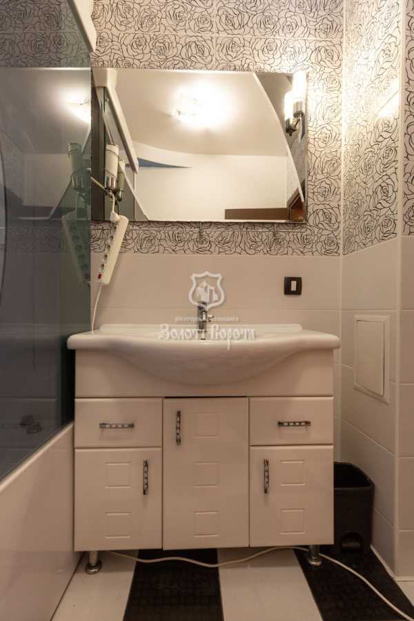 Продаж 2-кімнатної квартири 86.3 м², Сімї Стешенків, 7