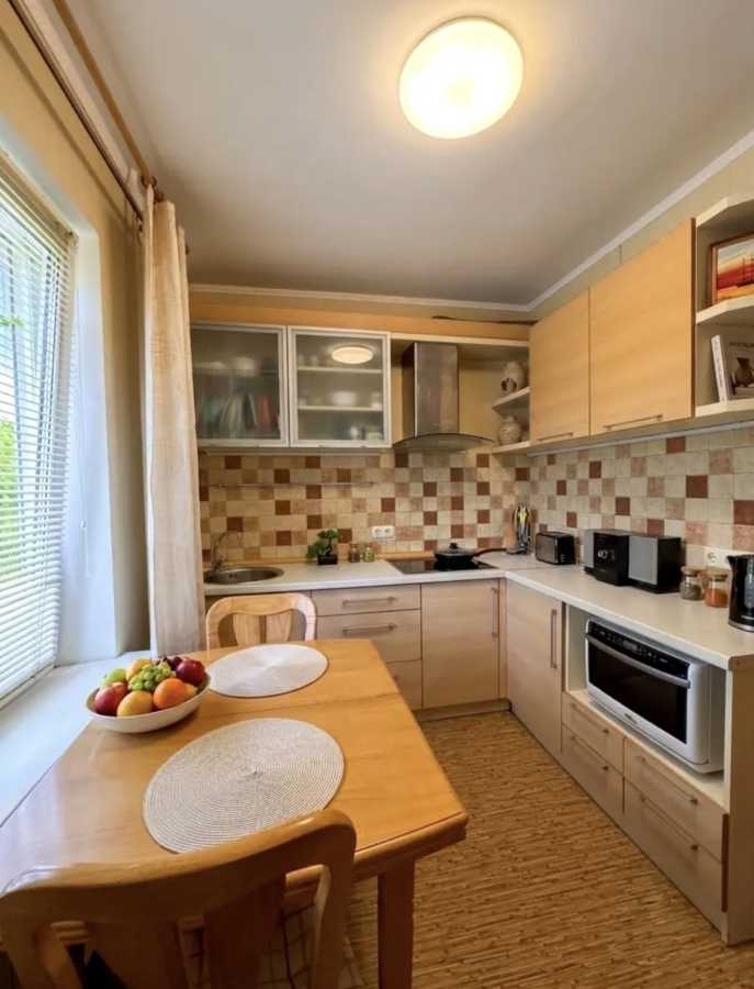 Аренда 1-комнатной квартиры 39 м², Ревуцкого ул., 7