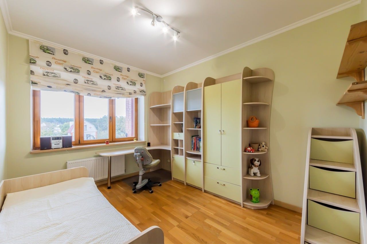 Аренда коттеджа 350 м²