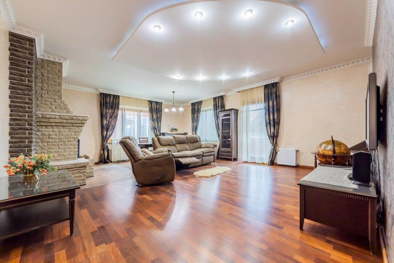 Аренда коттеджа 350 м²
