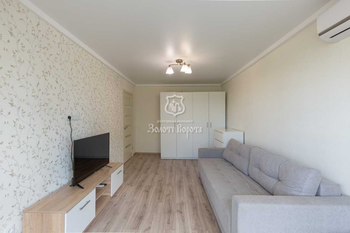 Продажа 1-комнатной квартиры 32 м², Маршала Малиновского ул., 1