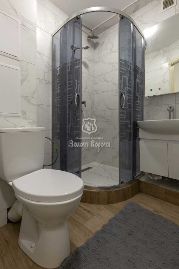 Продажа 1-комнатной квартиры 32 м², Маршала Малиновского ул., 1