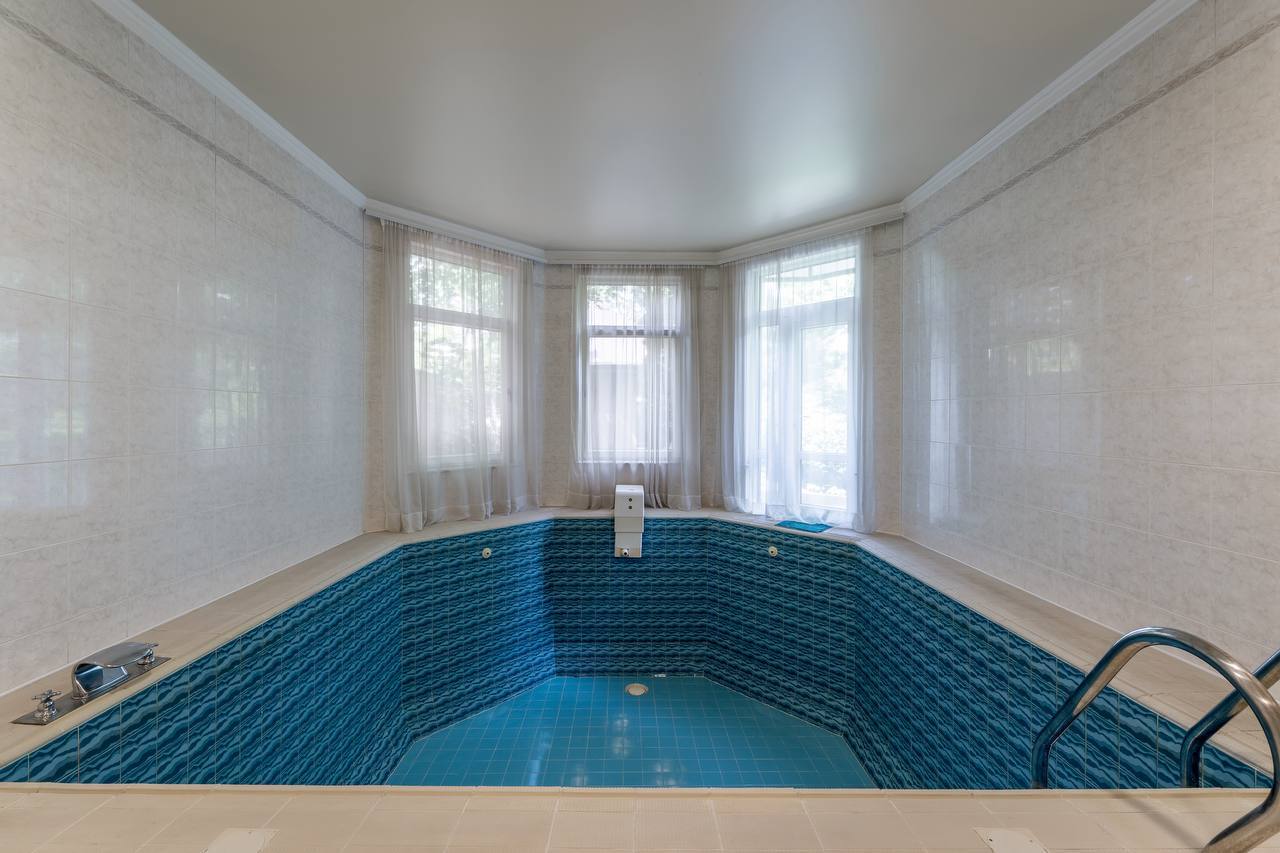 Продажа дома 590 м², Ивана Улитина ул., 33