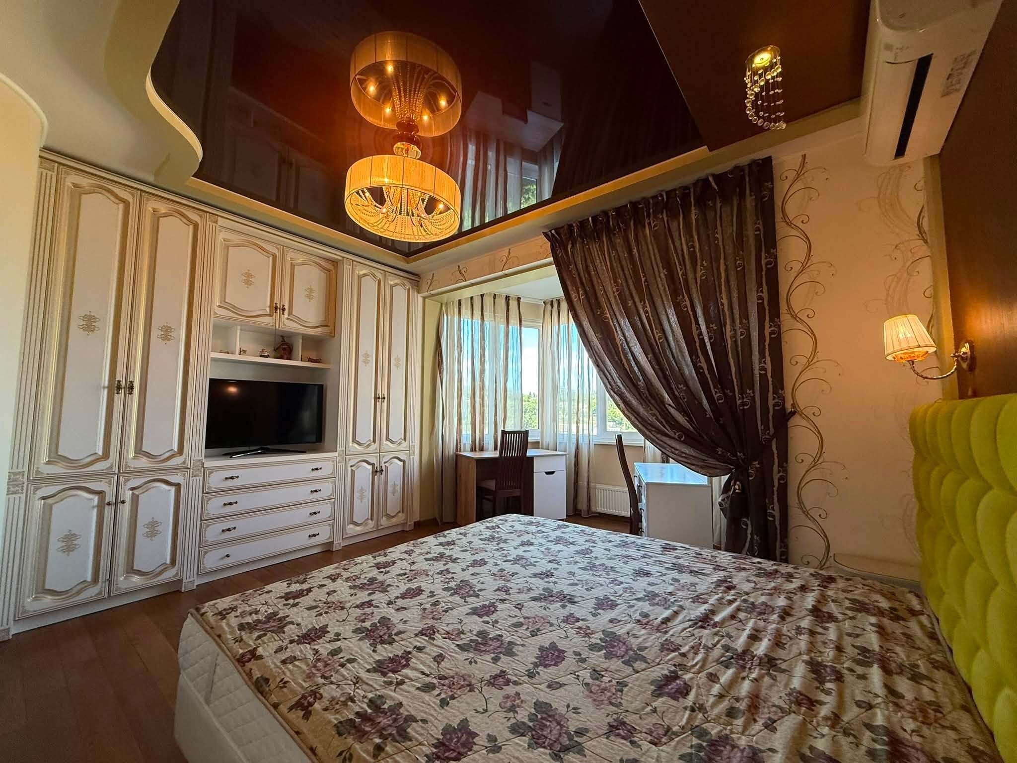 Аренда 4-комнатной квартиры 106 м², Мандрыковская ул.
