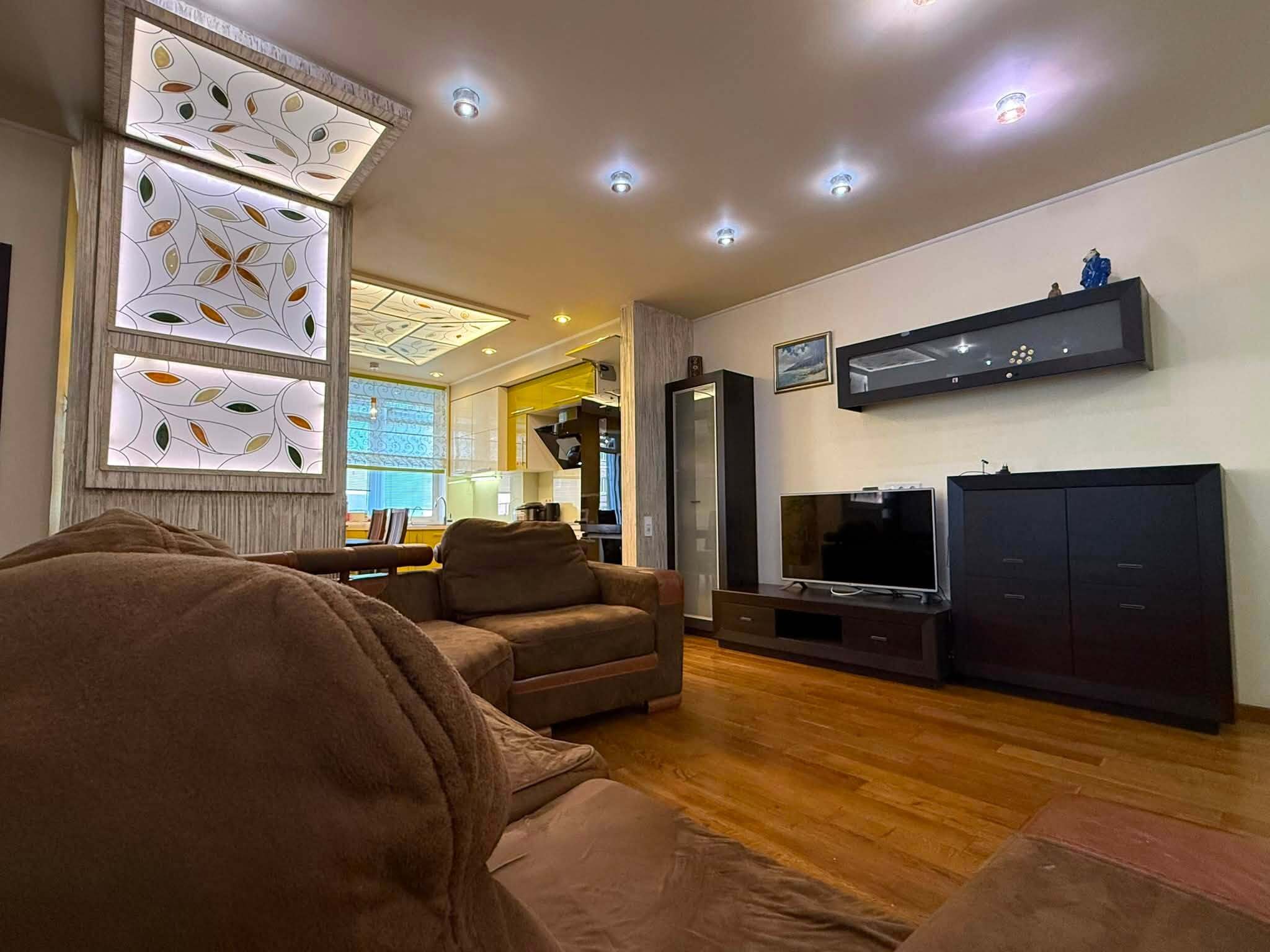 Аренда 4-комнатной квартиры 106 м², Мандрыковская ул.