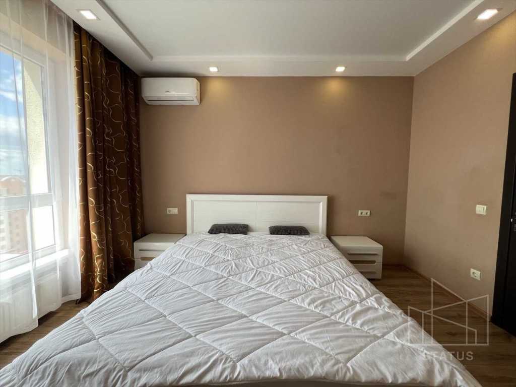 Продаж 3-кімнатної квартири 94 м², Академіка Шалімова вул., 67