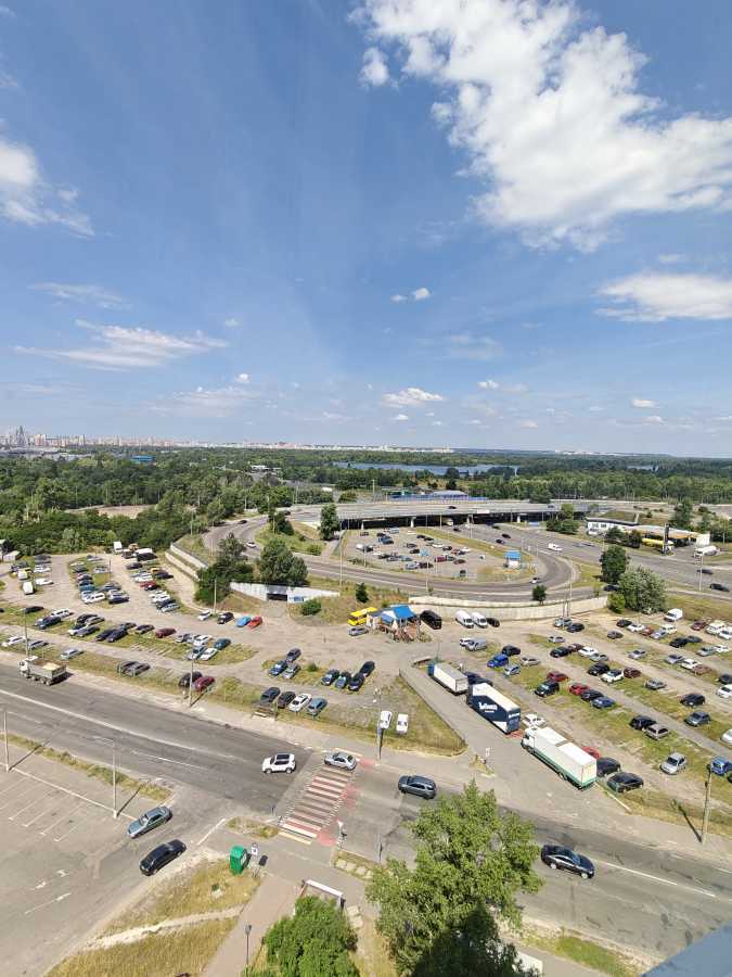 Продажа 3-комнатной квартиры 70 м², Романа Шухевича просп., 2