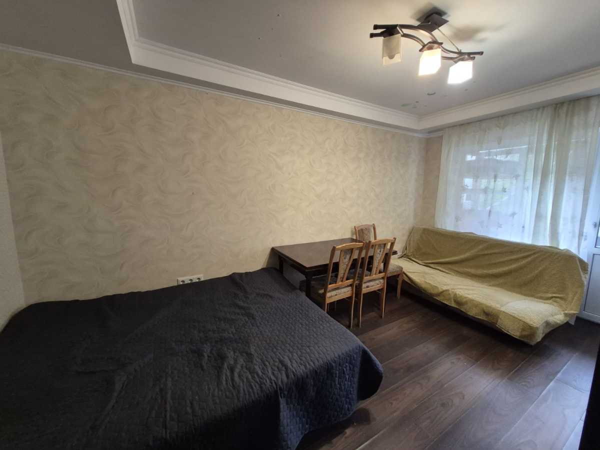 Оренда 1-кімнатної квартири 32 м², Івана Виговського вул., 12Б