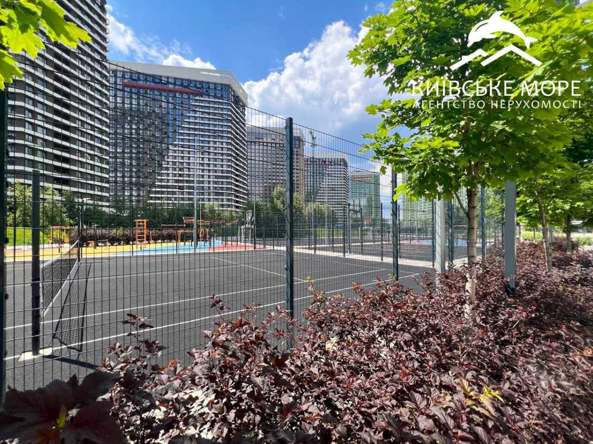 Продажа 3-комнатной квартиры 97 м², Причальная ул., 8