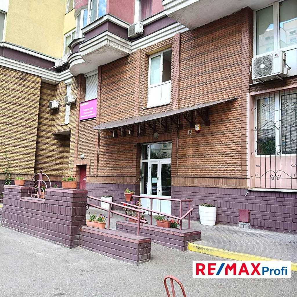 Продаж 1-кімнатної квартири 43 м², Харківське шосе, 182