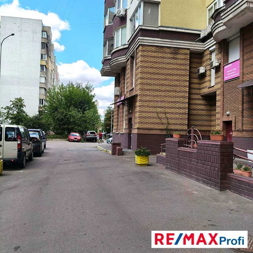 Продаж 1-кімнатної квартири 43 м², Харківське шосе, 182