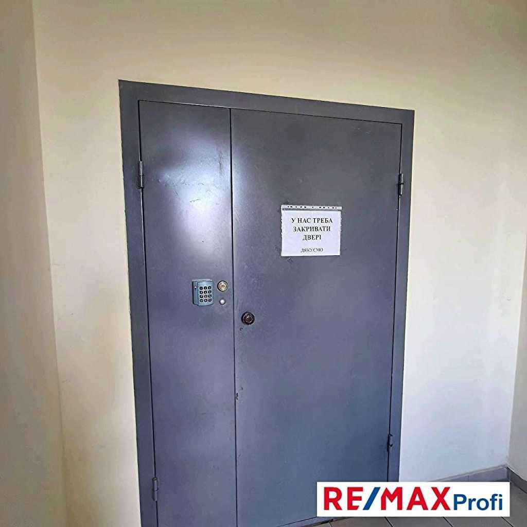 Продаж 1-кімнатної квартири 43 м², Харківське шосе, 182