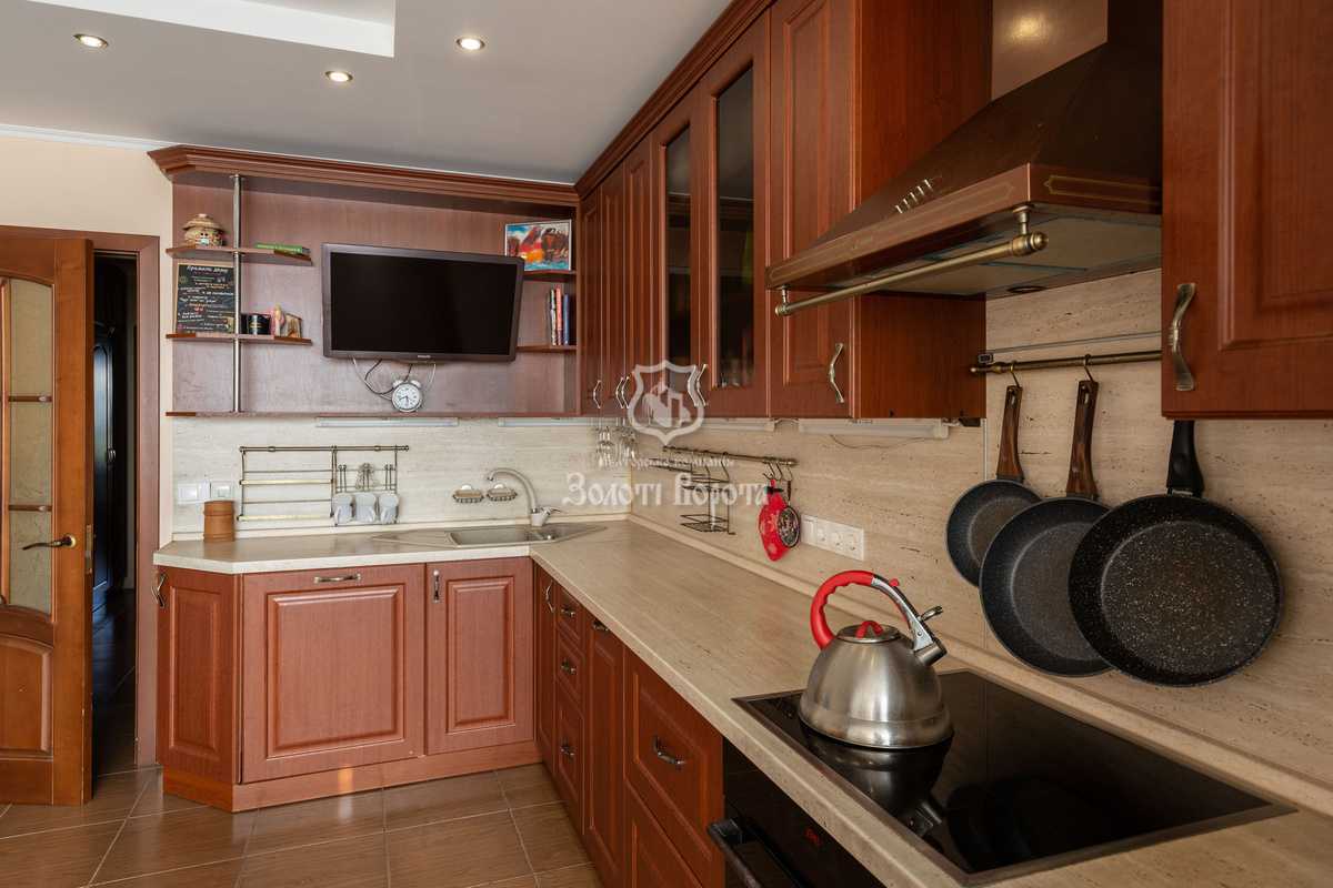 Продажа 3-комнатной квартиры 99 м², Милославська, 47а