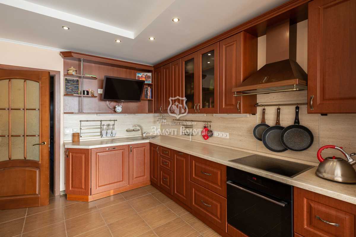 Продажа 3-комнатной квартиры 99 м², Милославська, 47а