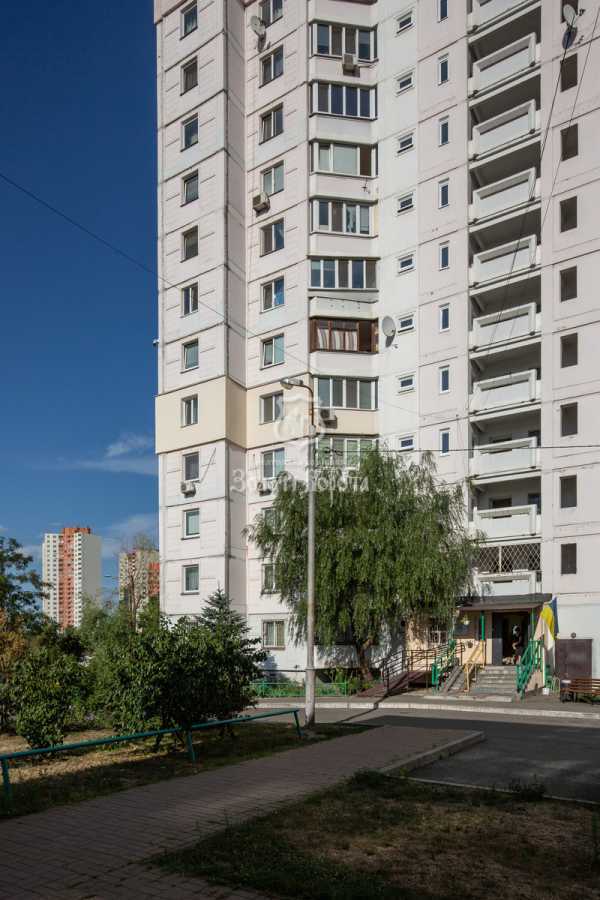 Продажа 3-комнатной квартиры 99 м², Милославська, 47а