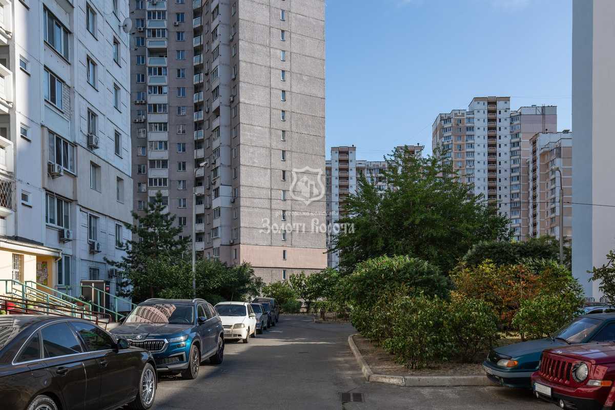 Продажа 3-комнатной квартиры 99 м², Милославська, 47а